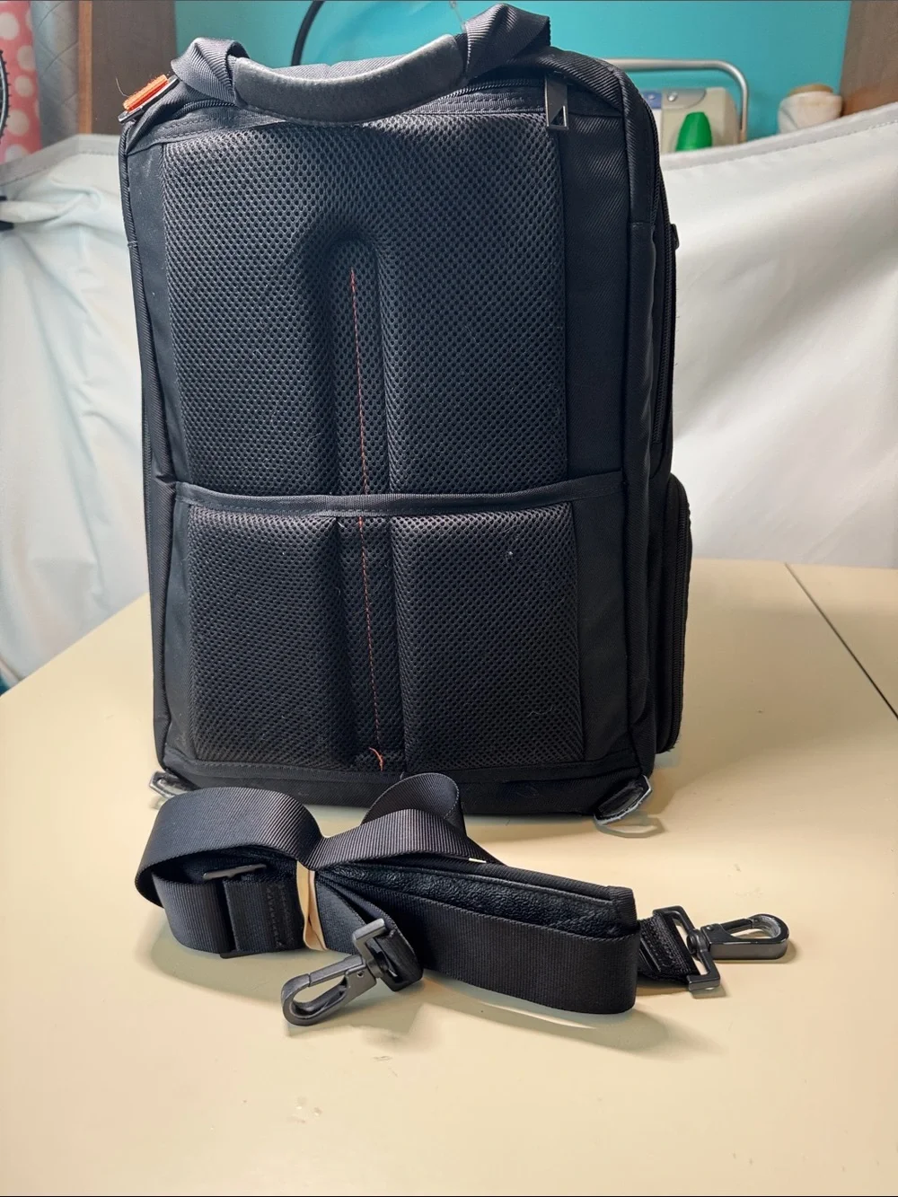 Briggs & Riley VB202-4 Convertible Brief Backpack USED